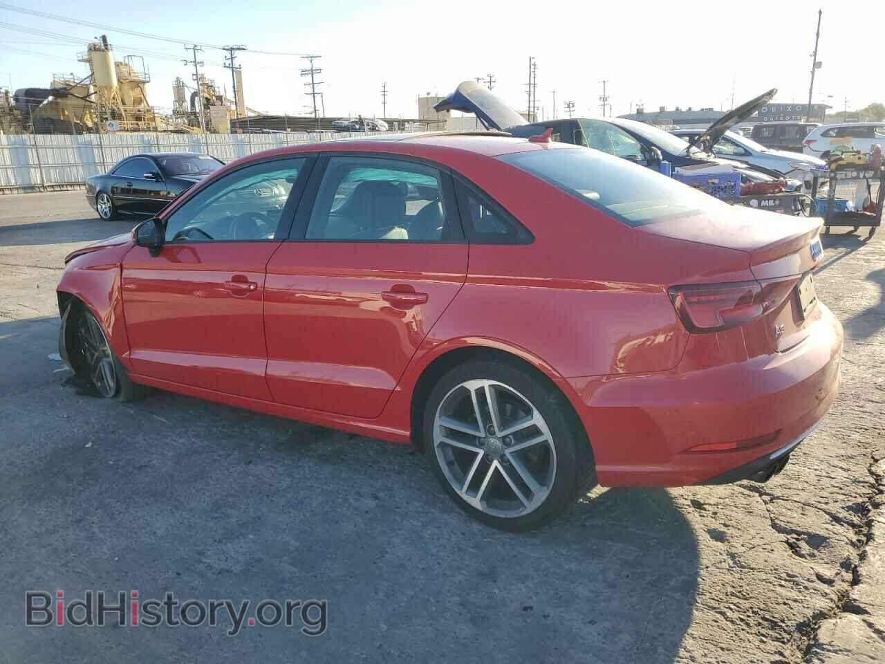 2018 AUDI A3 - VIN: WAUAUGFF3J1052938 - Фото 2