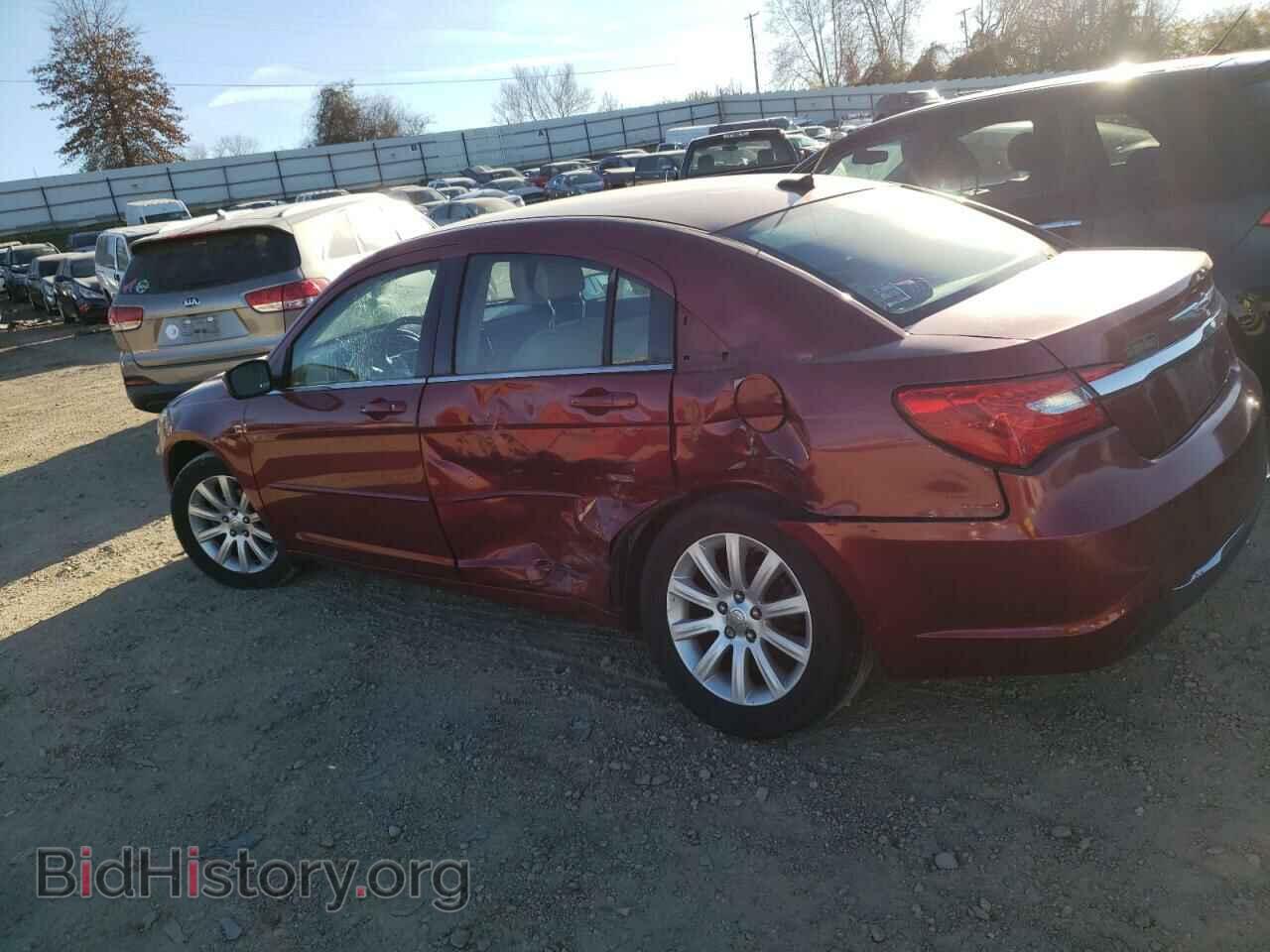 2013 CHRYSLER 200 - VIN: 1C3CCBBB9DN558134 - Фото 2
