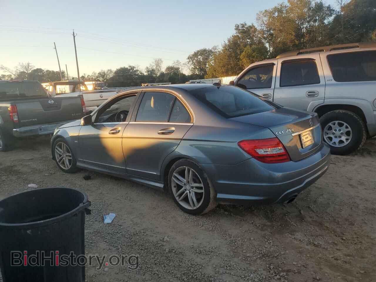 2012 MERCEDES-BENZ C-CLASS - VIN: WDDGF4HB9CA677207 - Фото 2