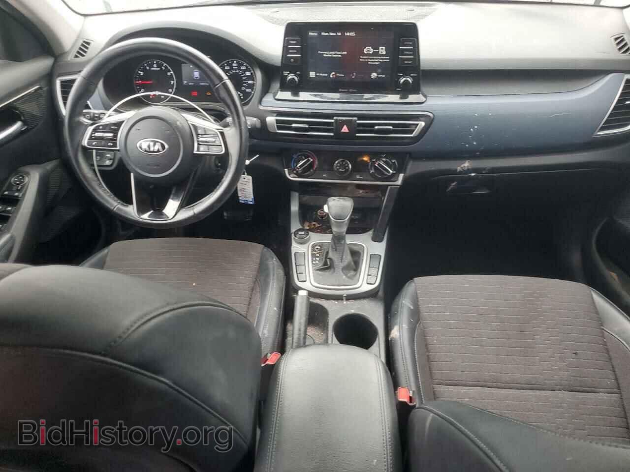 2021 KIA SELTOS - VIN: KNDEU2AA1M7121212 - Фото 8