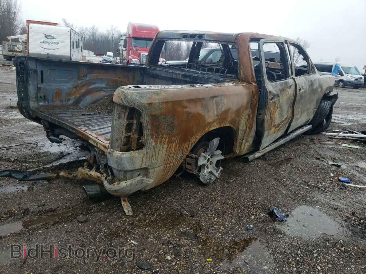 2020 RAM 1500 - VIN: 1C6SRFLT5LN256026 - Фото 3