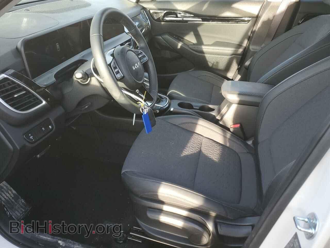 2025 KIA SELTOS - VIN: KNDEUCAA4S7667747 - Фото 7