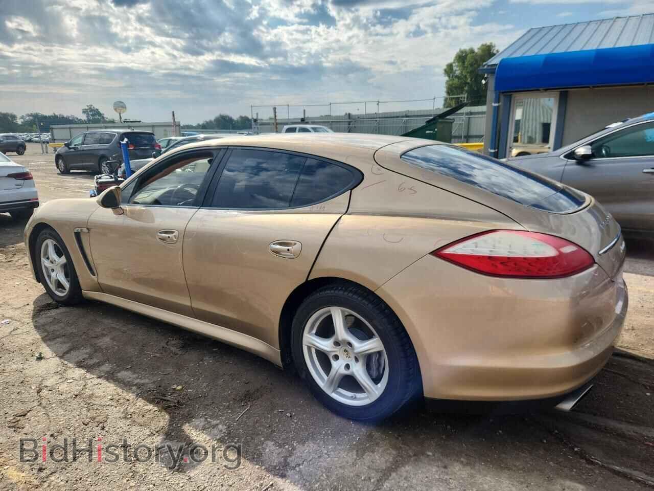 2011 PORSCHE PANAMERA - VIN: WP0AA2A71BL018050 - Фото 2