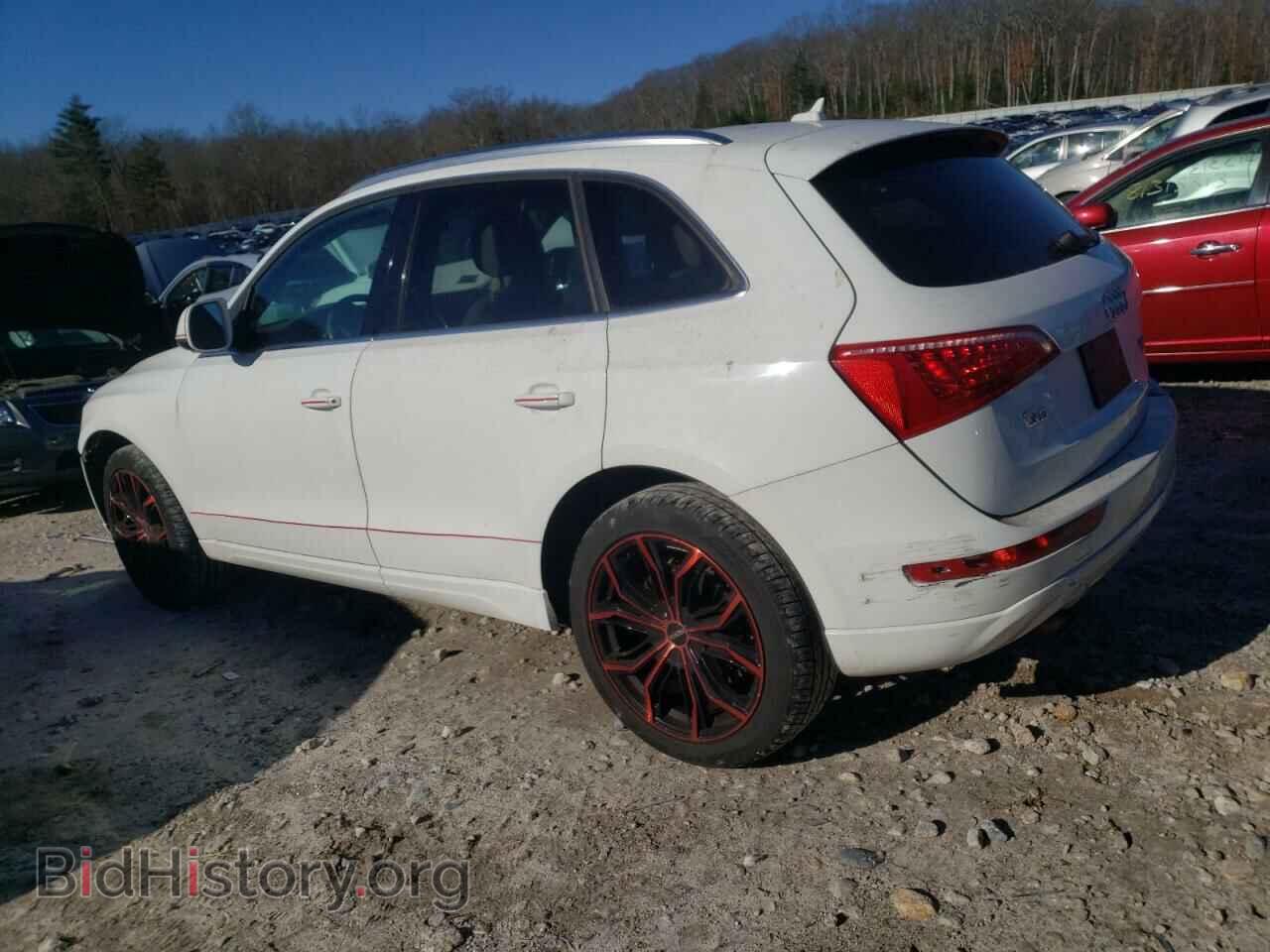 2011 AUDI Q5 - VIN: WA1CFAFP8BA013740 - Фото 2