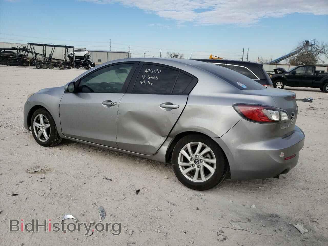 2013 MAZDA 3 - VIN: JM1BL1V74D1751467 - Фото 2