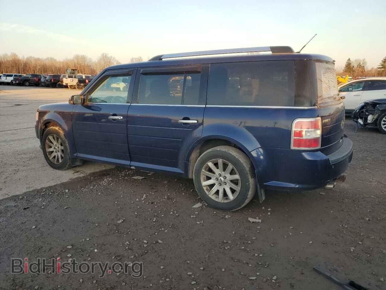 2011 FORD FLEX - VIN: 2FMGK5CCXBBD35758 - Photo 2