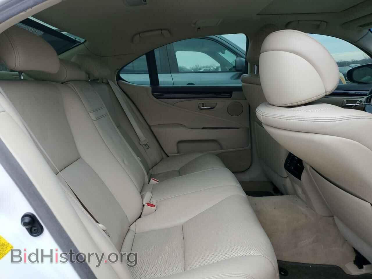 2014 LEXUS LS460 - VIN: JTHCL5EF7E5022164 - Photo 10