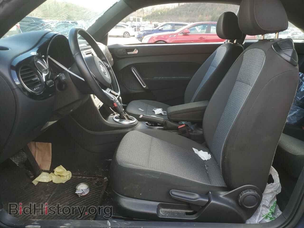2019 VOLKSWAGEN BEETLE - VIN: 3VWFD7AT3KM710264 - Фото 7