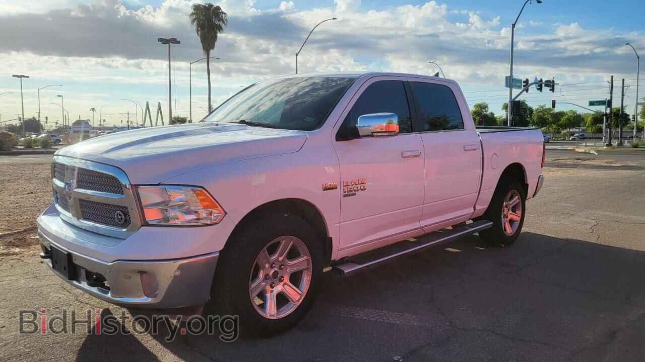 2019 RAM 1500 - VIN: 1C6RR6LT0KS586476 - Фото 2