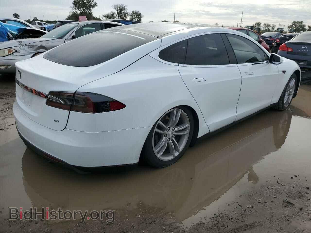 2013 TESLA MODEL S - VIN: 5YJSA1AG2DFP09818 - Фото 3