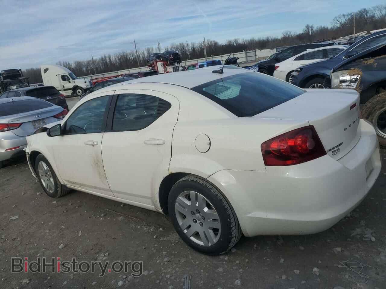 2011 DODGE AVENGER - VIN: 1B3BD4FB0BN509736 - Фото 2