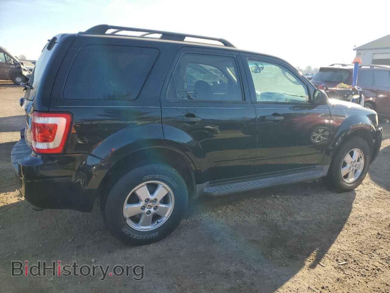 2011 FORD ESCAPE - VIN: 1FMCU9D74BKA67667 - Фото 3