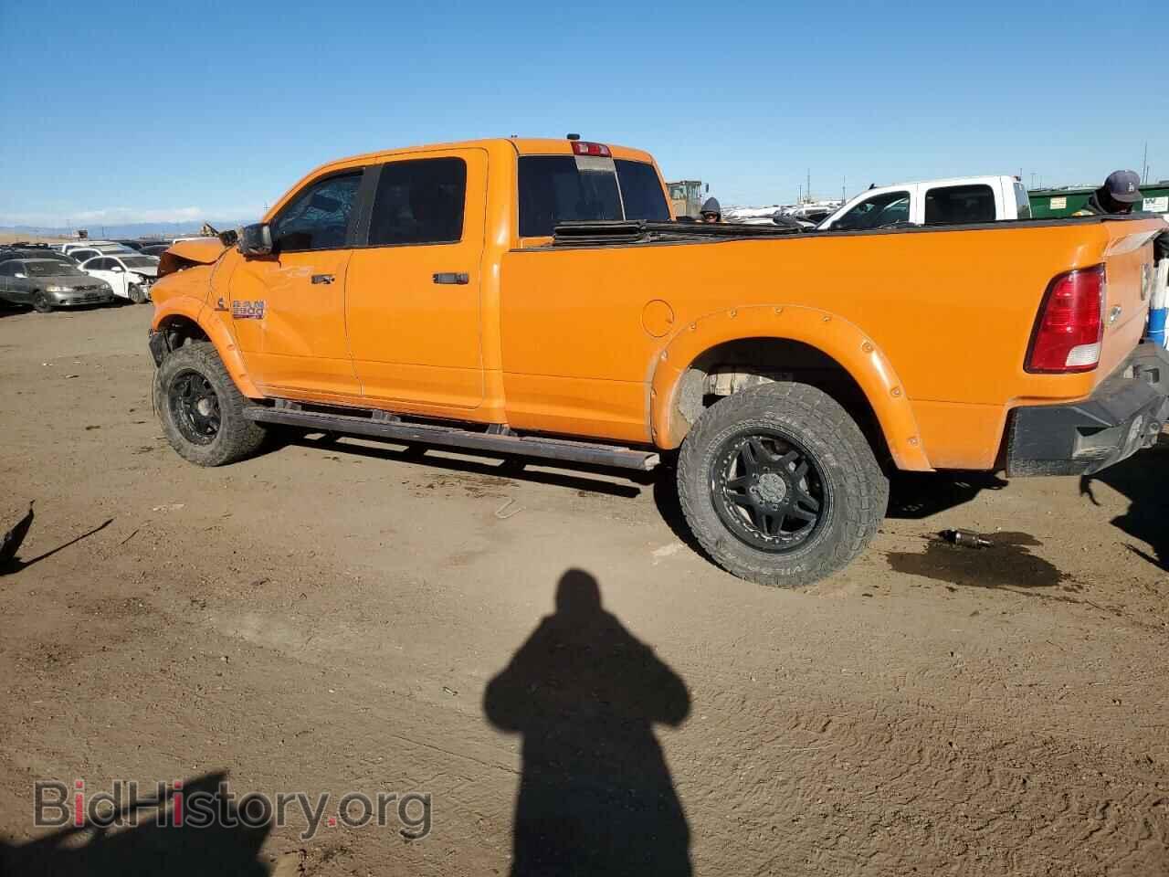 2015 RAM All Models - VIN: 3C6UR5JL6FG657586 - Фото 2