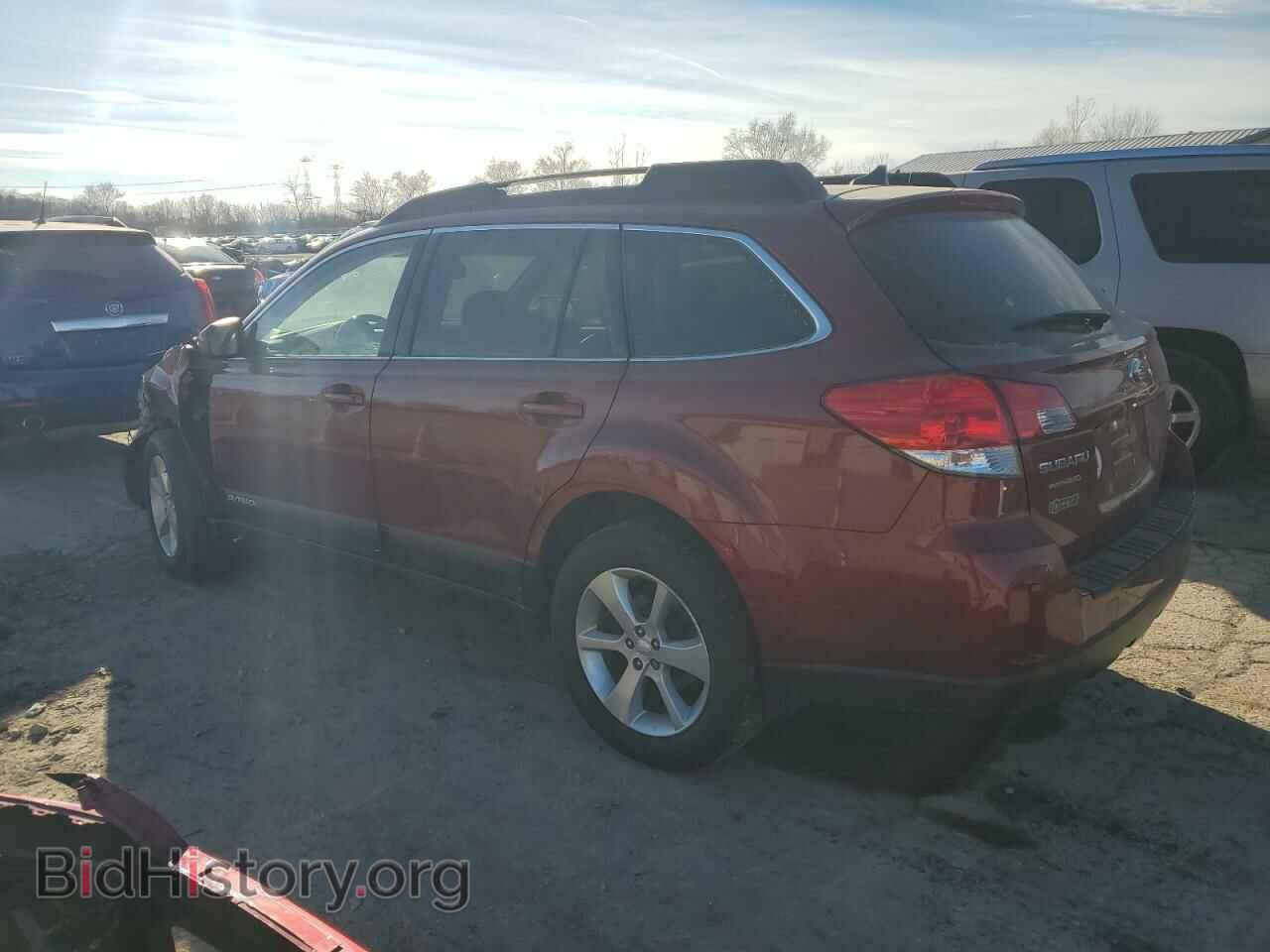2014 SUBARU OUTBACK - VIN: 4S4BRCLC3E3301658 - Photo 2
