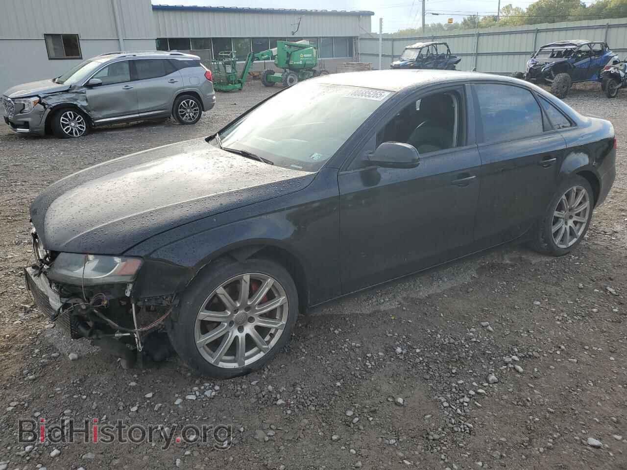 Фотография WAUDFAFL4AN004643 - AUDI A4 2010