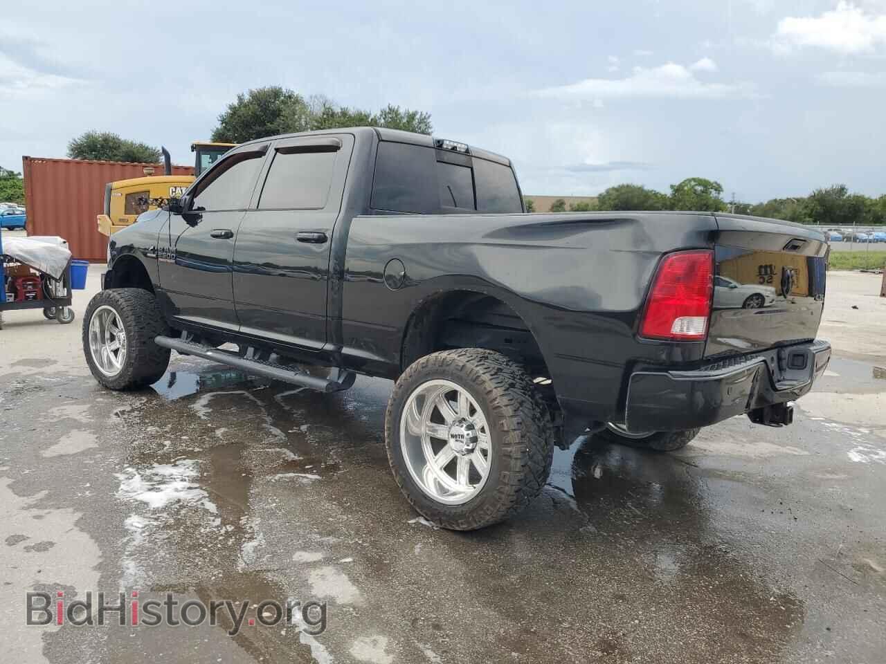2017 RAM All Models - VIN: 3C6UR5DL5HG733135 - Photo 2
