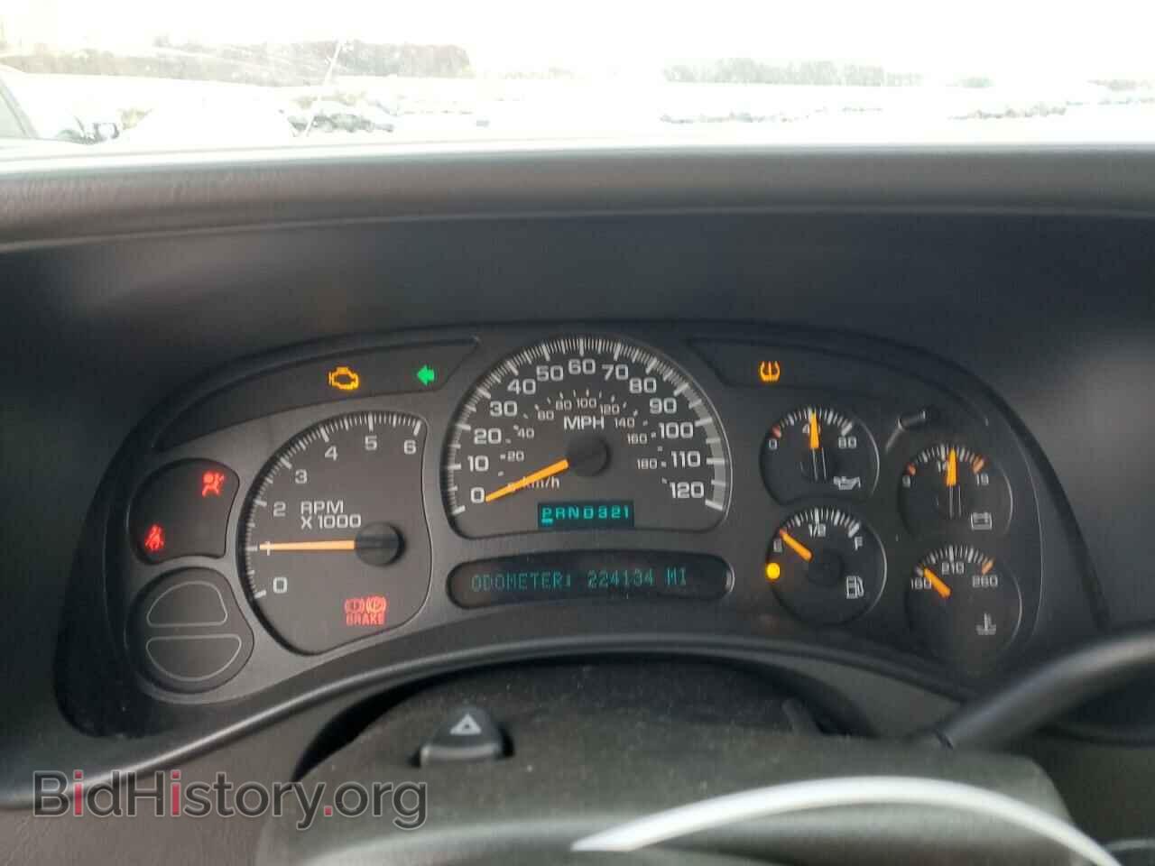 2005 GMC YUKON - VIN: 1GKEK13TX5J173784 - Фото 9