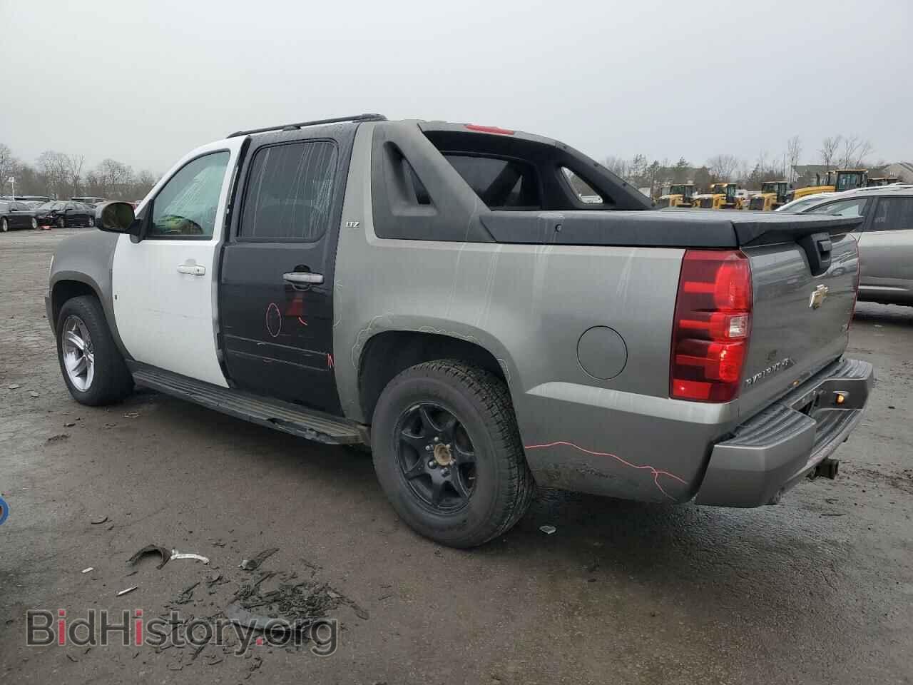 2007 CHEVROLET AVALANCHE - VIN: 3GNFK12397G196051 - Фото 2