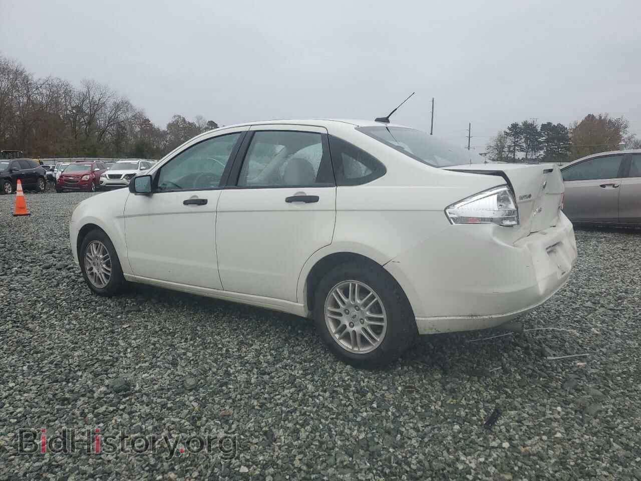 2010 FORD FOCUS - VIN: 1FAHP3FNXAW285653 - Фото 2