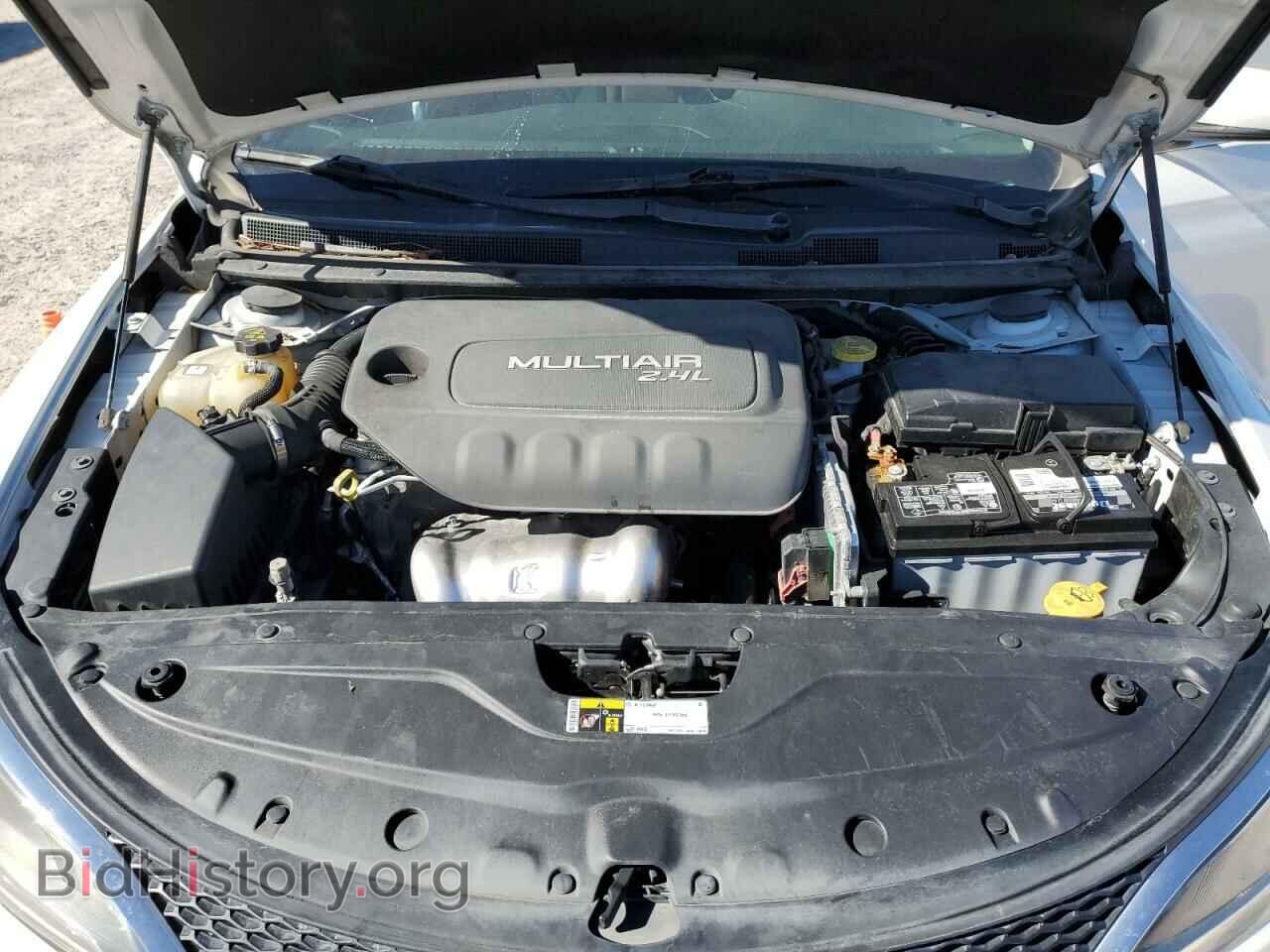 2015 CHRYSLER 200 - VIN: 1C3CCCAB5FN655678 - Фото 11