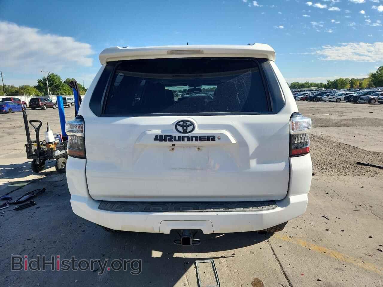 2018 TOYOTA 4RUNNER - VIN: JTEBU5JR5J5561253 - Фото 6