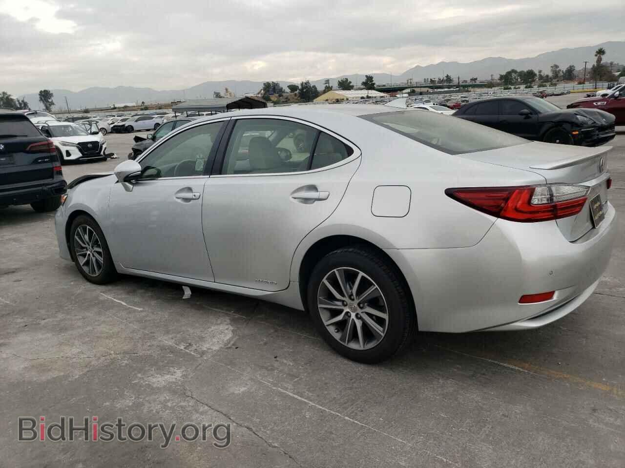 2016 LEXUS ES300 - VIN: JTHBW1GG5G2104545 - Фото 2