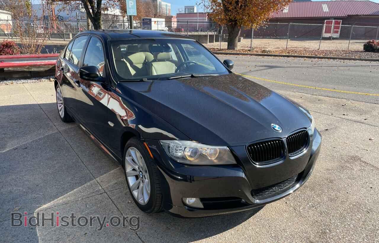 Photo WBAPH77589NL83197 - BMW 3 SERIES 2009