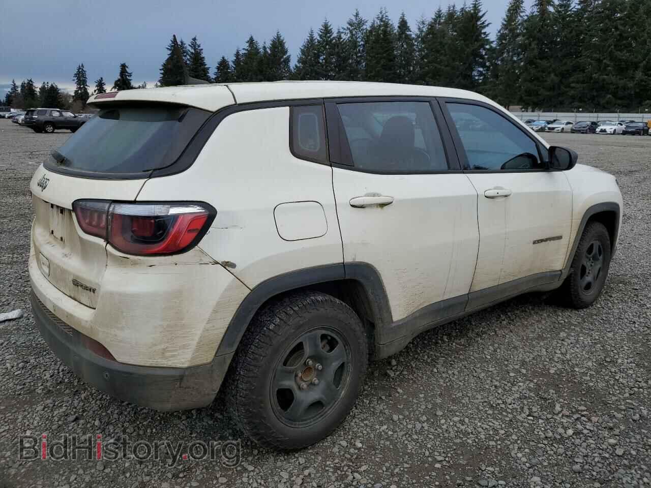 2018 JEEP COMPASS - VIN: 3C4NJCAB1JT488545 - Фото 3