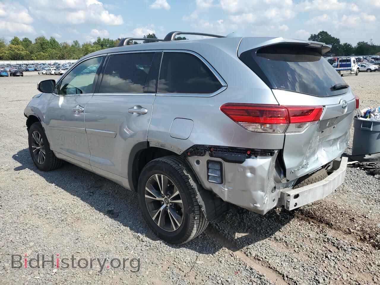 2018 TOYOTA HIGHLANDER - VIN: 5TDBZRFH9JS800830 - Фото 2