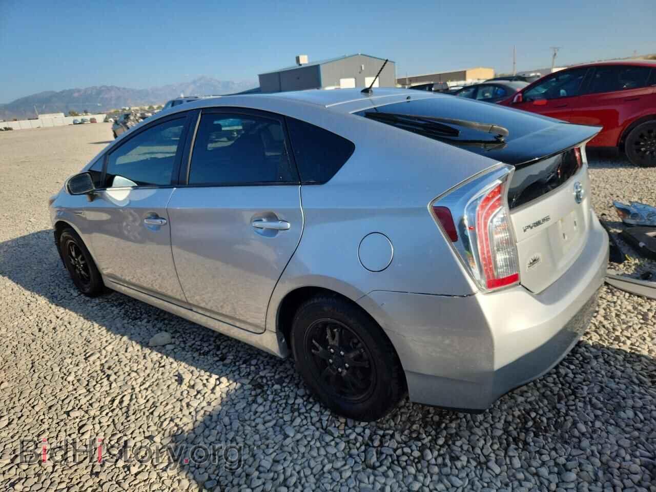 2015 TOYOTA PRIUS - VIN: JTDKN3DU1F1929576 - Фото 2