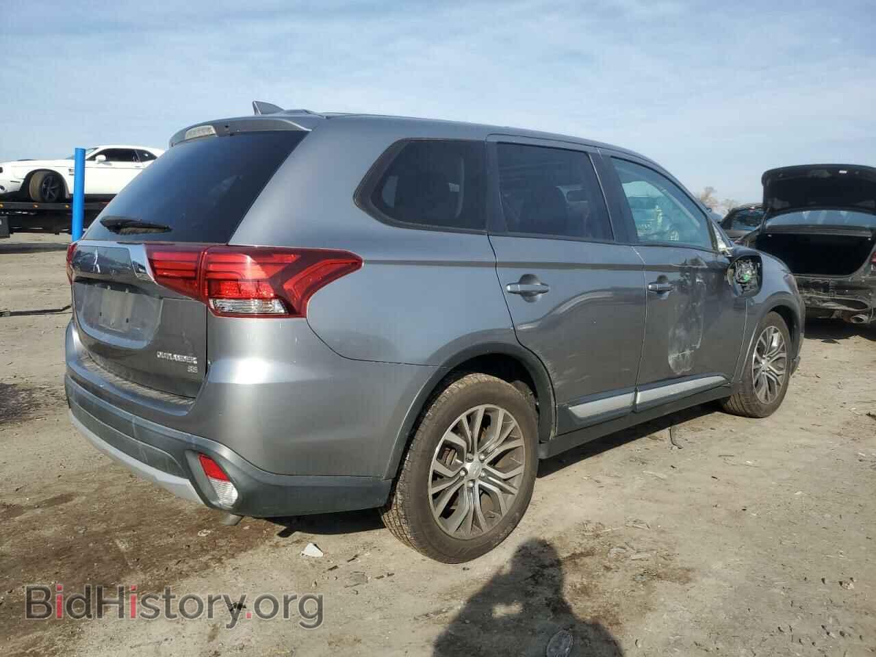 2017 MITSUBISHI OUTLANDER - VIN: JA4AD3A36HZ065018 - Фото 3