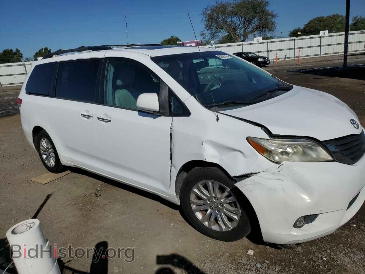 2013 TOYOTA All Models - VIN: 5TDYK3DC8DS353656 - Photo 4