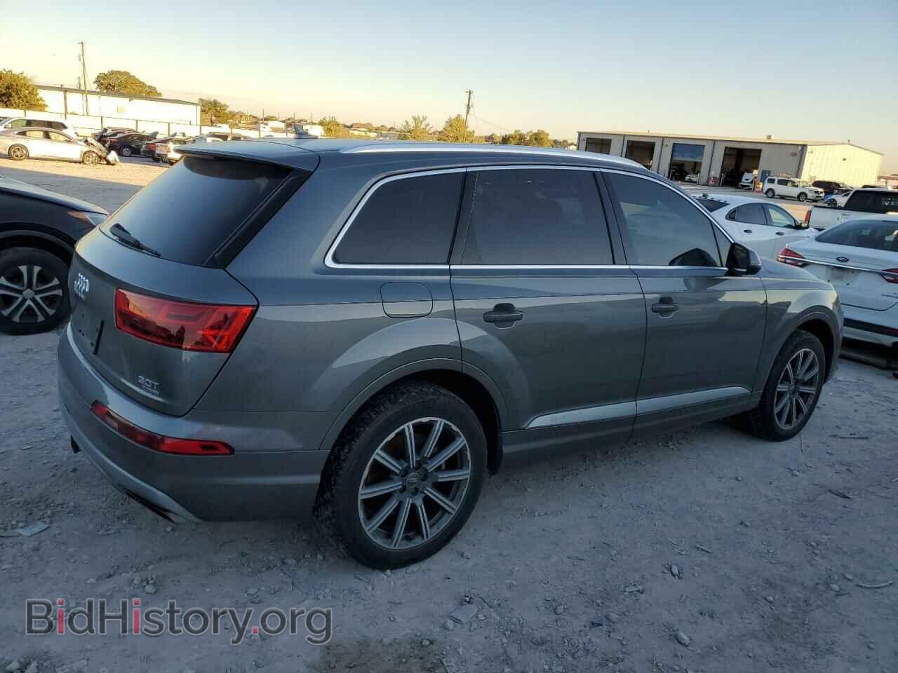 2017 AUDI Q7 - VIN: WA1LAAF70HD056555 - Фото 3