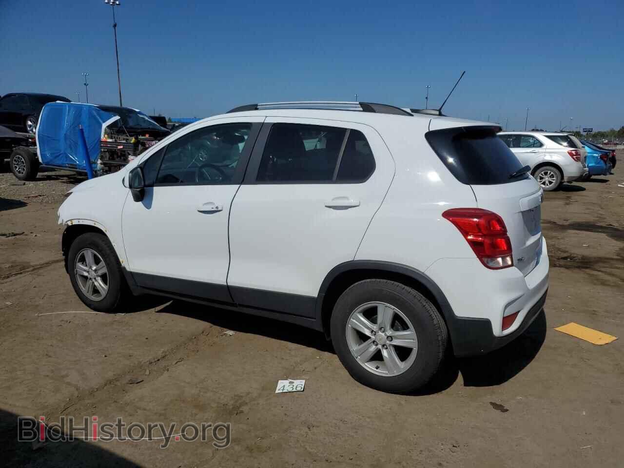 2021 CHEVROLET TRAX - VIN: KL7CJLSBXMB303658 - Фото 2