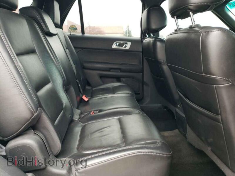 2011 Ford EXPLORER (VIN 1FMHK8D87BGA44417) — photo 11 of 13