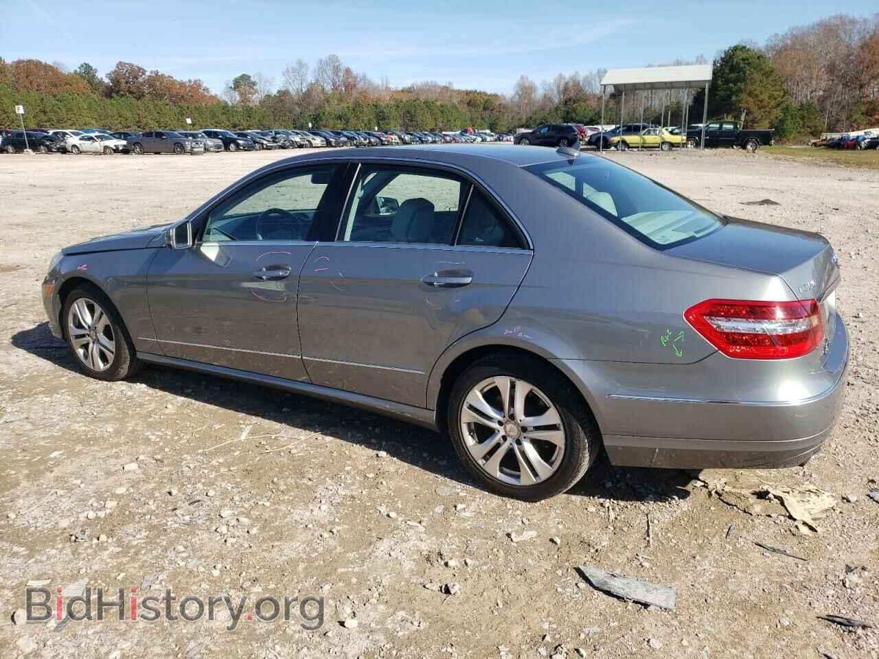 2011 MERCEDES-BENZ E-CLASS - VIN: WDDHF8HB3BA513977 - Фото 2