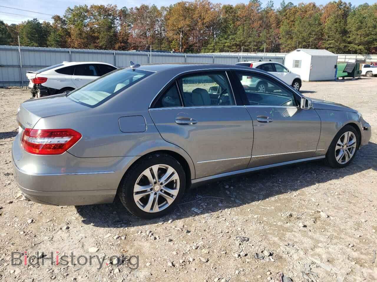 2011 MERCEDES-BENZ E-CLASS - VIN: WDDHF8HB3BA513977 - Фото 3