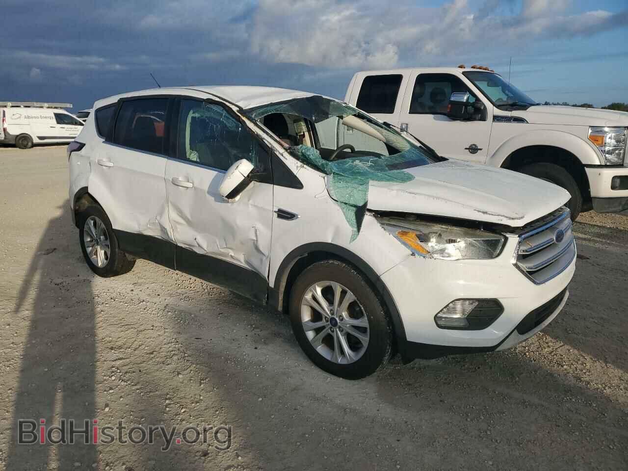 2017 FORD ESCAPE - VIN: 1FMCU0GD8HUC31660 - Фото 4