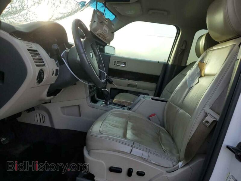 2011 Ford FLEX (VIN 2FMGK5CC9BBD12486) — photo 7 of 13