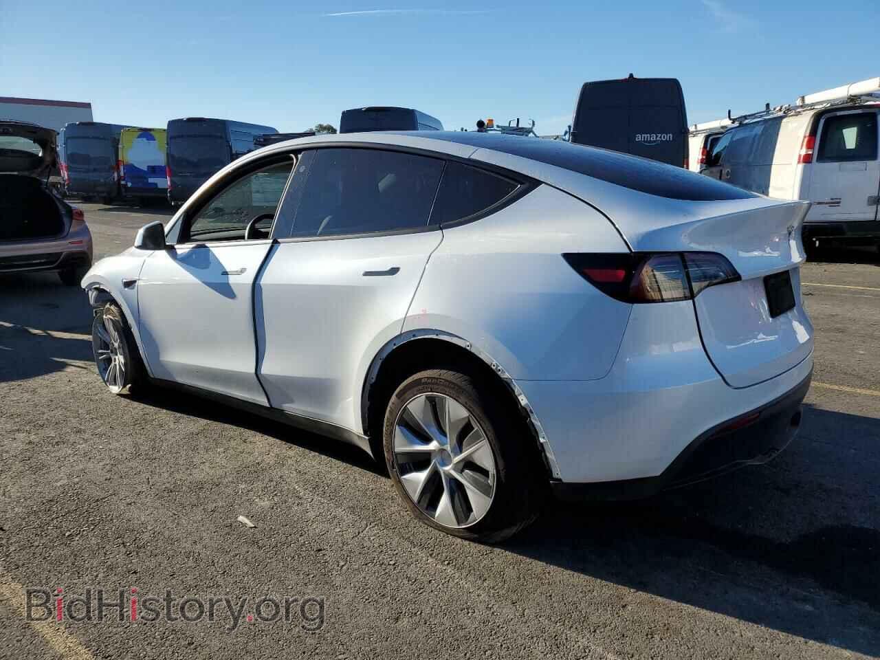2023 TESLA MODEL Y - VIN: 7SAYGDEE8PF600399 - Фото 2
