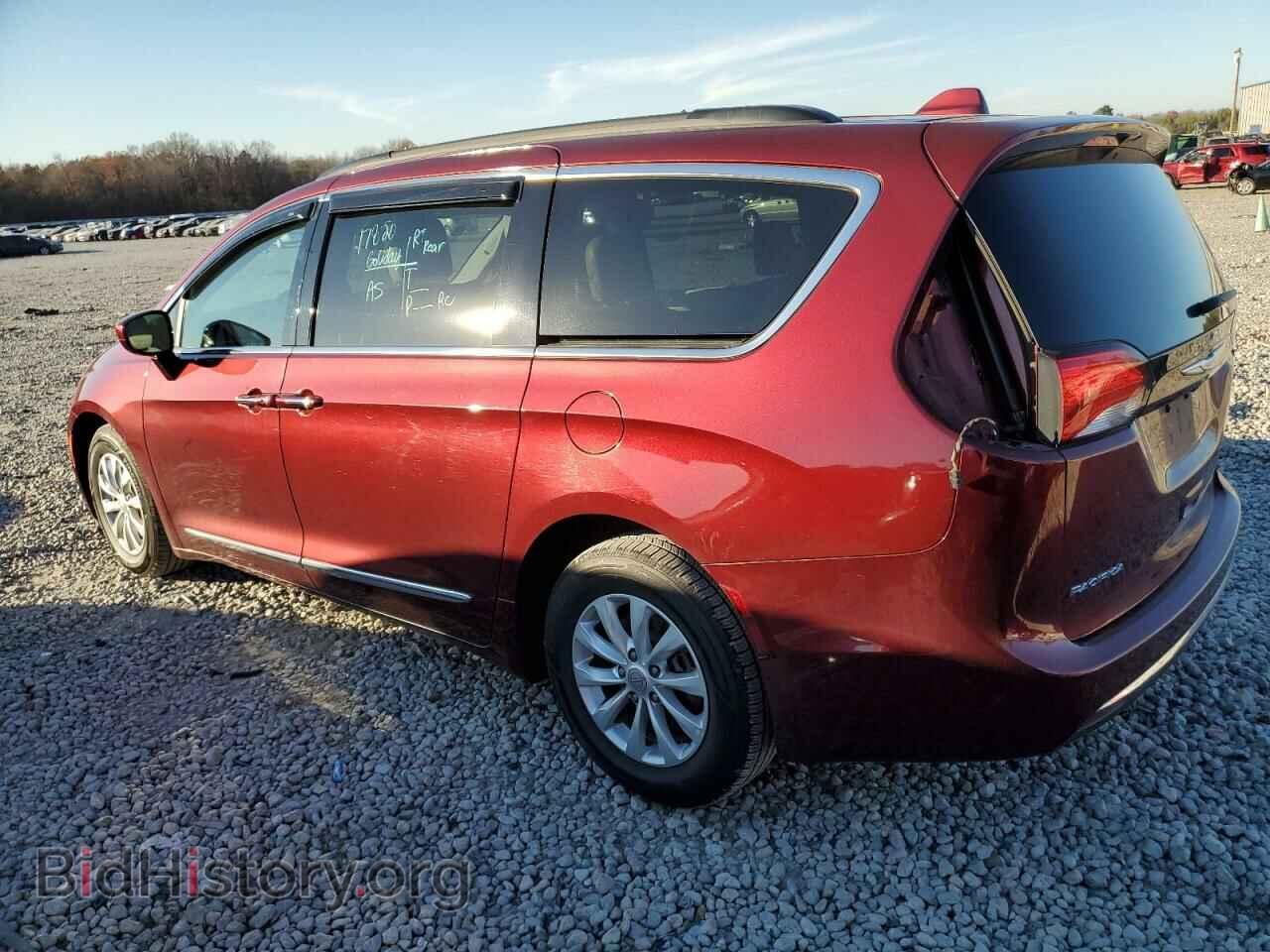 2017 CHRYSLER PACIFICA - VIN: 2C4RC1BG2HR758941 - Photo 2