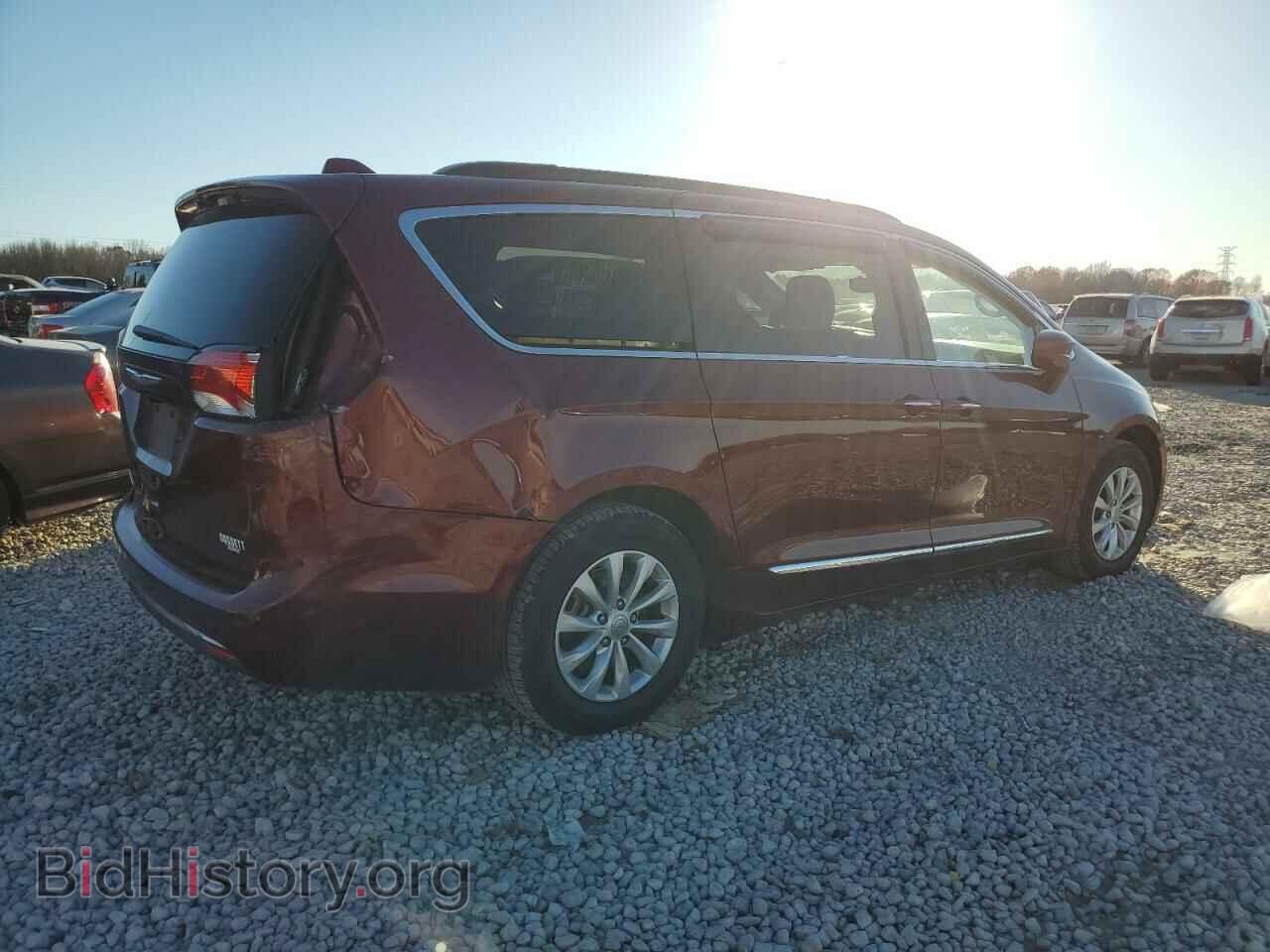 2017 CHRYSLER PACIFICA - VIN: 2C4RC1BG2HR758941 - Photo 3