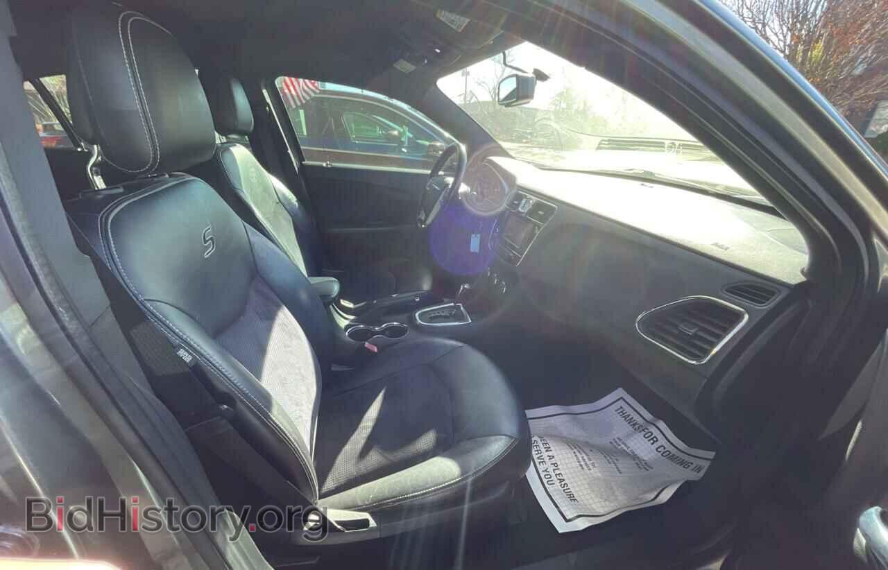 2012 CHRYSLER 200 - VIN: 1C3CCBHG6CN140213 - Фото 5