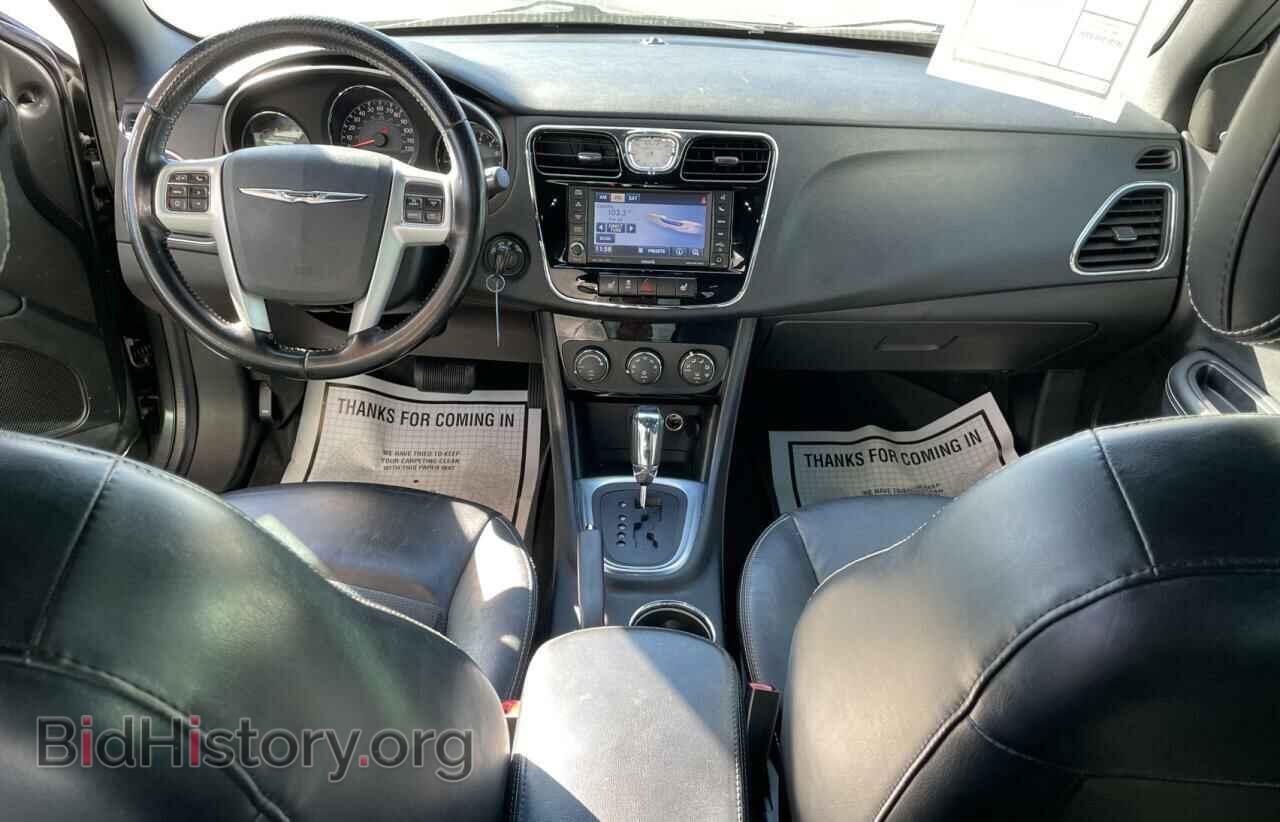 2012 CHRYSLER 200 - VIN: 1C3CCBHG6CN140213 - Фото 9