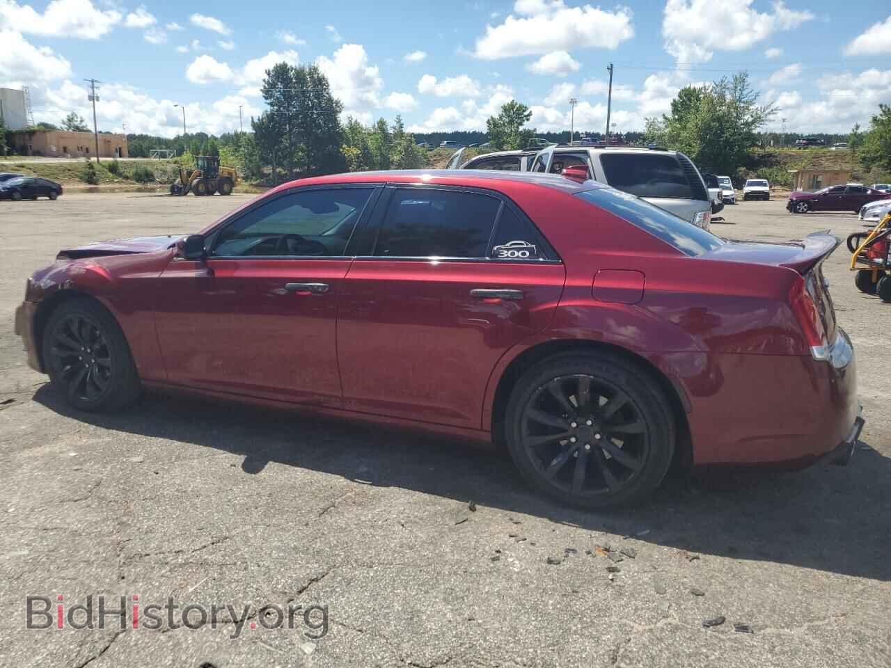 2018 CHRYSLER 300 - VIN: 2C3CCAAG5JH275967 - Фото 2