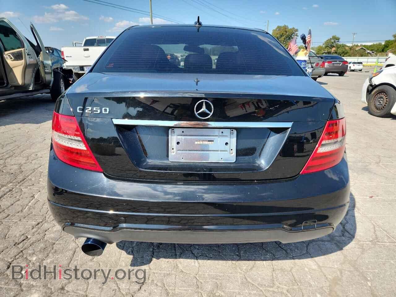 2012 MERCEDES-BENZ C-CLASS - VIN: WDDGF4HB7CA636672 - Фото 6