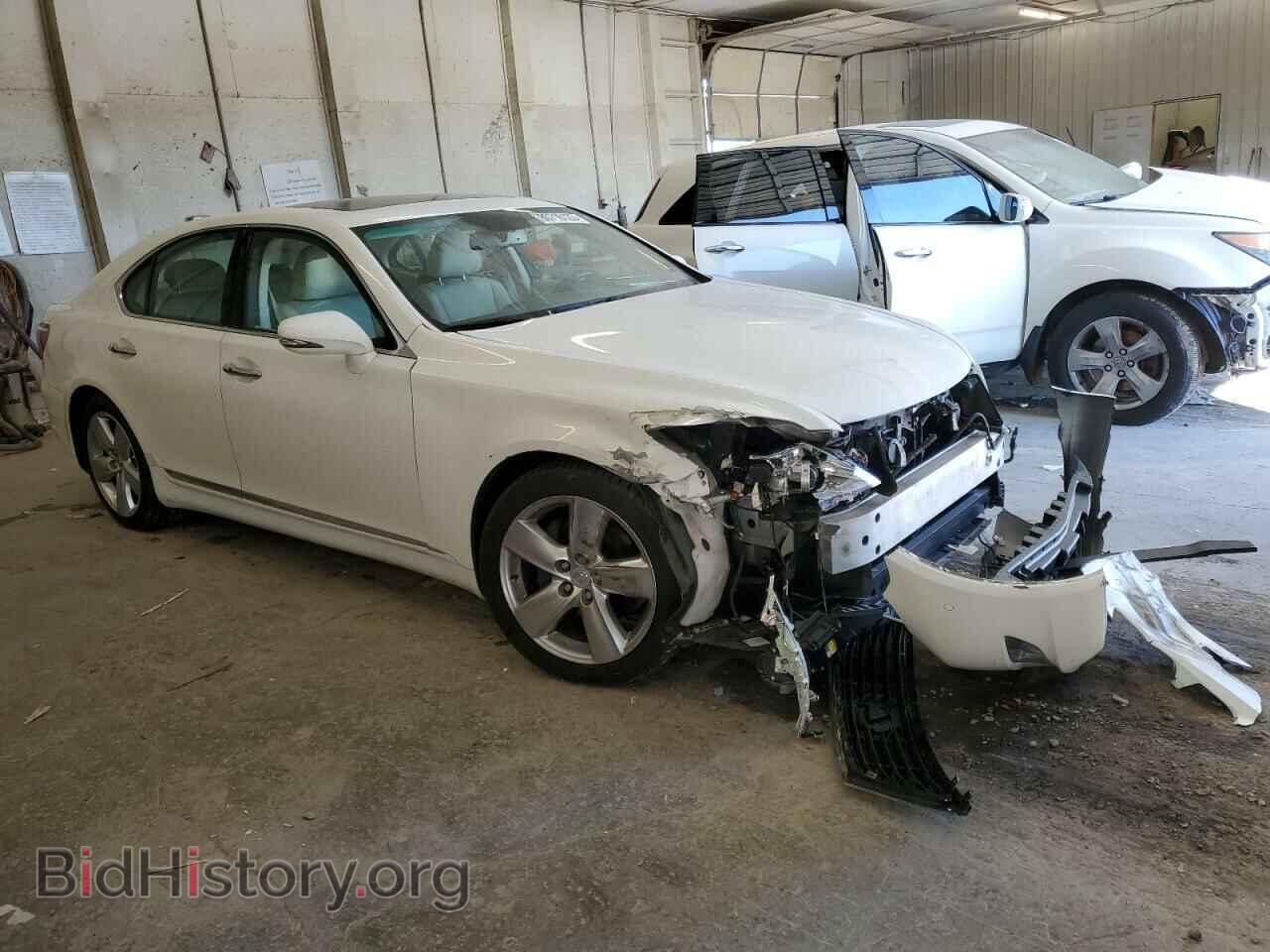 2011 LEXUS LS460 - VIN: JTHBL5EF3B5106344 - Photo 4
