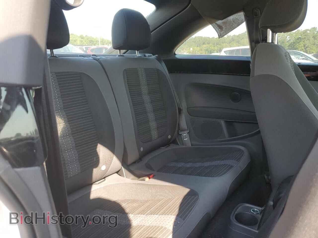 2013 VOLKSWAGEN BEETLE - VIN: 3VWV67AT8DM608564 - Photo 10