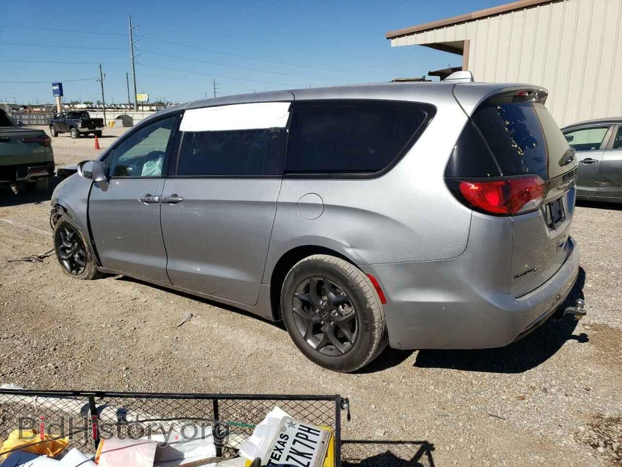 2019 CHRYSLER PACIFICA - VIN: 2C4RC1FG5KR667003 - Photo 2