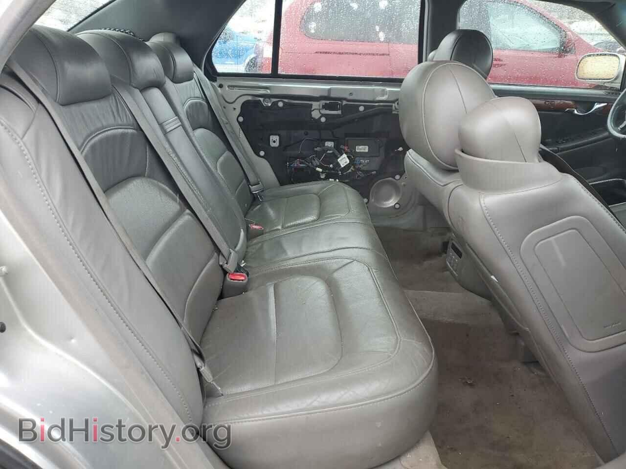 2004 CADILLAC DEVILLE - VIN: 1G6KD54Y24U233311 - Photo 10